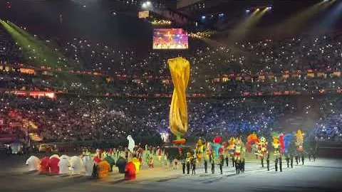 波兰足球传奇马齐尼亚克将亮相欧冠关键对决，曼城对阵多特蒙德！