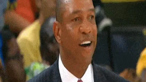 2025年2月3日亚冬会火炬传递：11公里路程，120火炬手接力展现风采